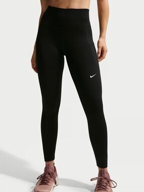 NWT Nike One High Waisted Leggings
